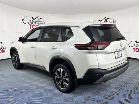 Used 2023 Nissan Rogue SV image 5