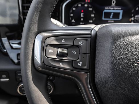 New 2026 Chevrolet Silverado 2500 ZR2 w/ LPO, Dark Essentials Package AWD/4WD image 24