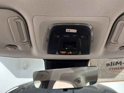 Certified 2025 Toyota Corolla LE image 11