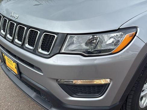 Used 2021 Jeep Compass Sport FWD image 9