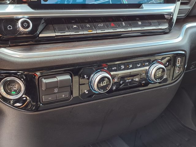 Used 2025 GMC Sierra 1500 SLT AWD/4WD image 10