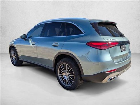 Used 2026 Mercedes-Benz GLC 300 image 7