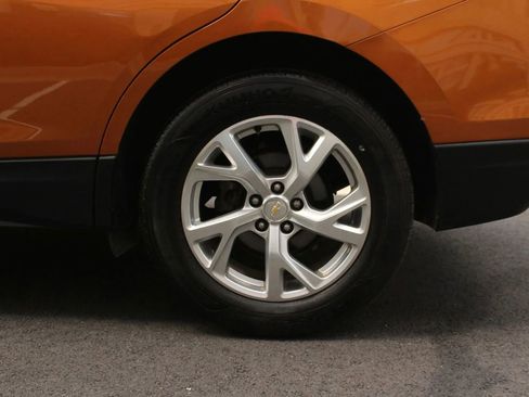 Used 2019 Chevrolet Equinox LT FWD image 10