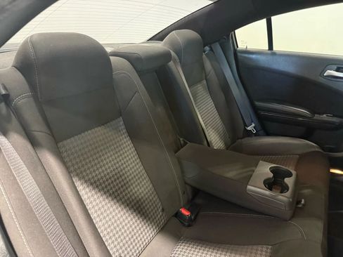 Used 2022 Dodge Charger R/T w/ Blacktop Package image 23