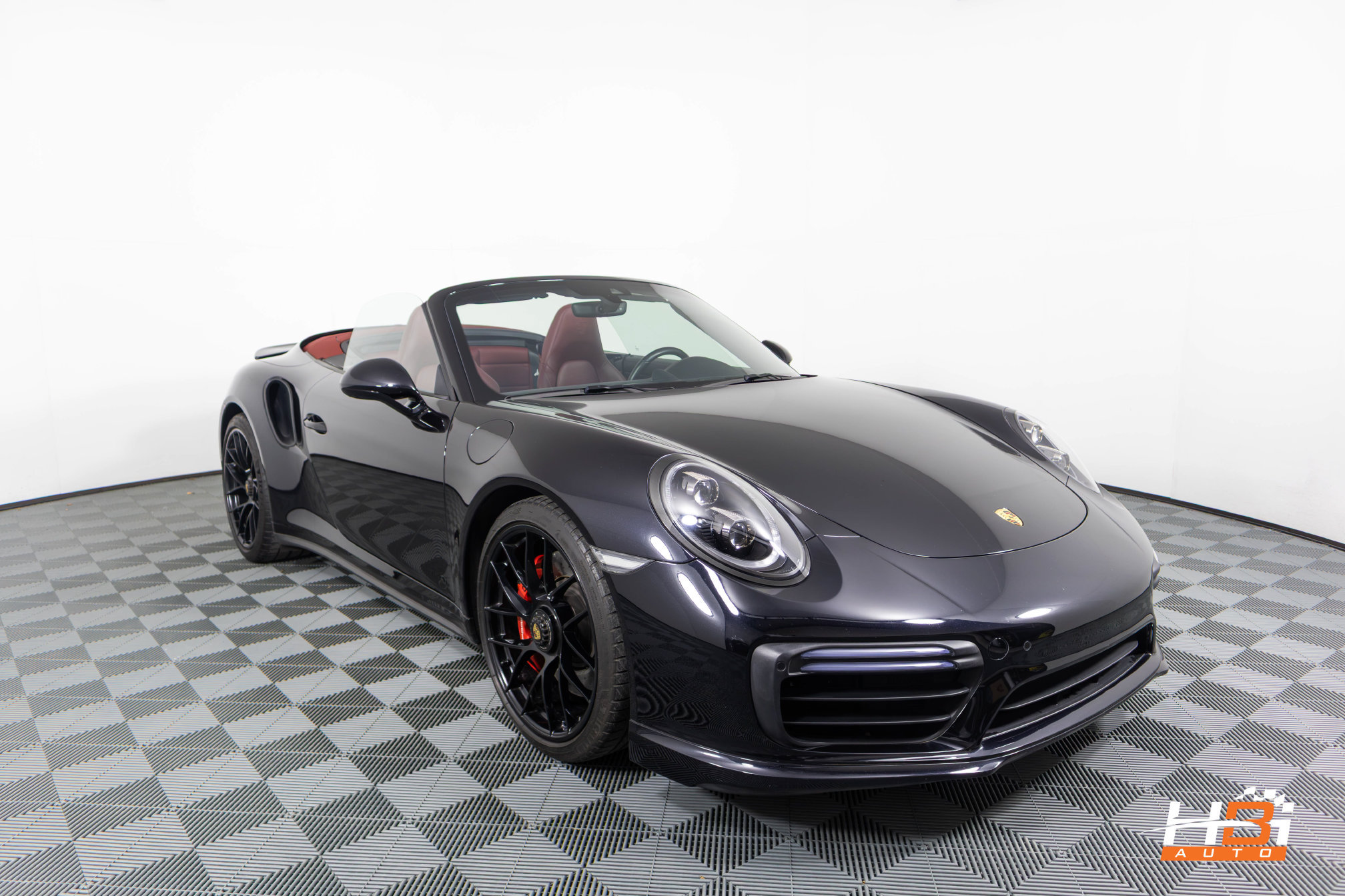 Used 2019 Porsche 911 Turbo AWD/4WD image 11
