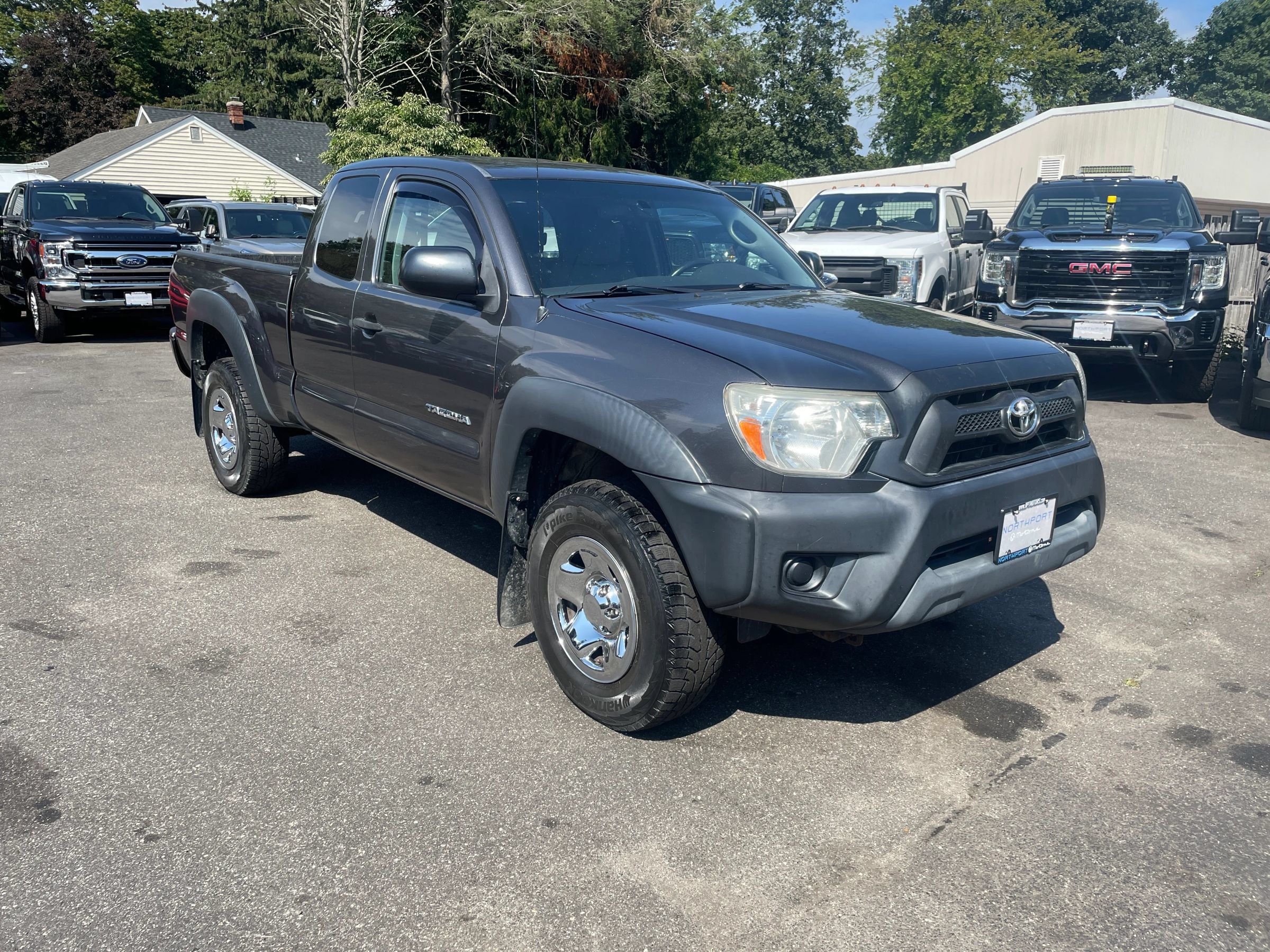 Used 2015 Toyota Tacoma 4x4 Access Cab w/ Convenience Package image 7