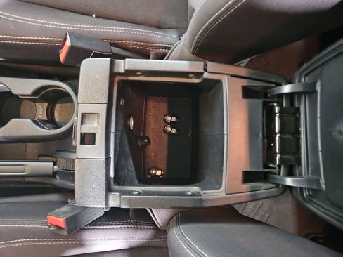 Used 2014 Jeep Wrangler Unlimited Rubicon w/ Connectivity Group image 24