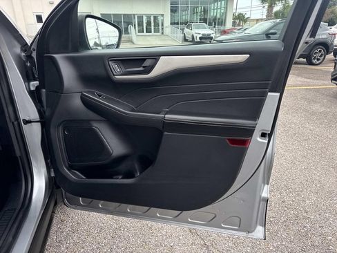 Used 2022 Ford Escape S FWD image 14