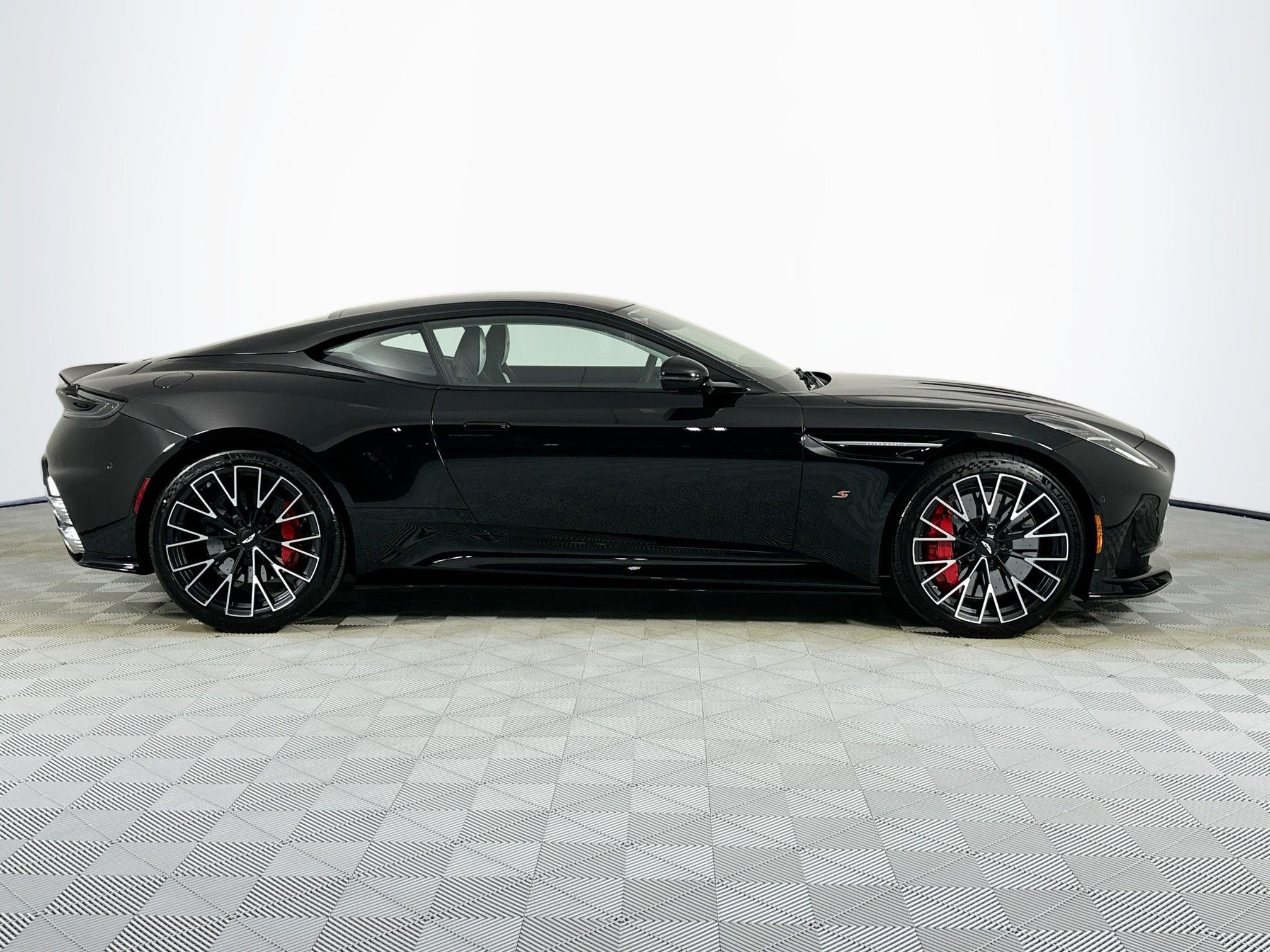 New 2026 Aston Martin DB12 Coupe RWD image 4