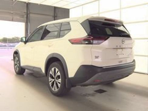 Used 2023 Nissan Rogue SV AWD/4WD image 6