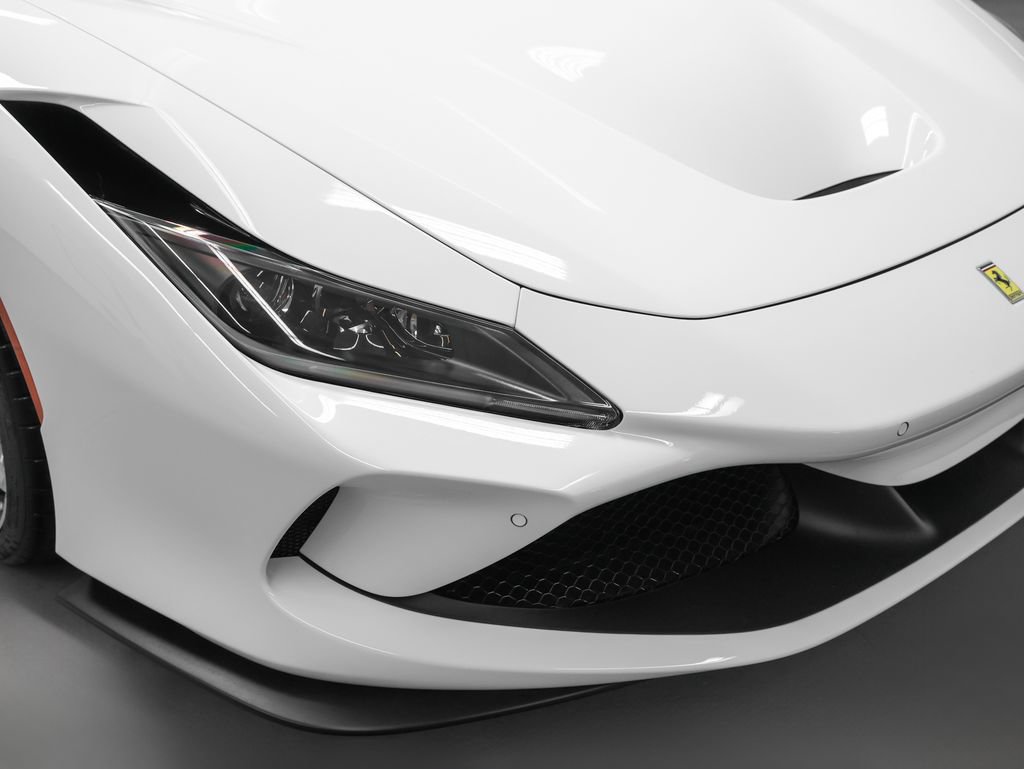 Certified 2022 Ferrari F8 Tributo RWD image 5