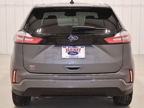 Certified 2023 Ford Edge ST-Line image 9