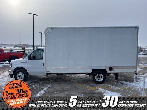 Used 2024 Ford E-350 and Econoline 350 Super Duty w/ Power Windows & Locks Group image 8