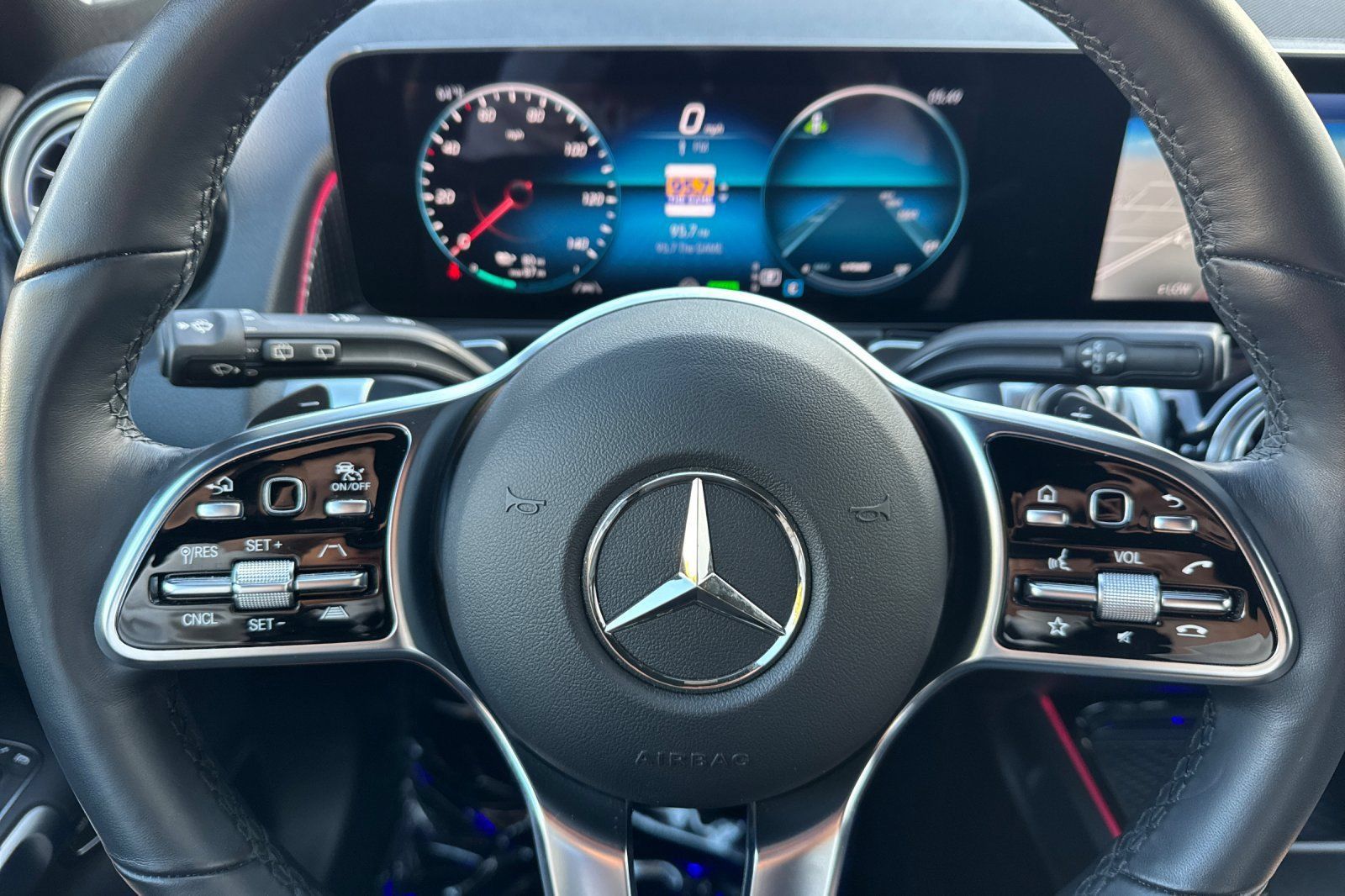 Certified 2023 Mercedes-Benz EQB 300 4MATIC image 29