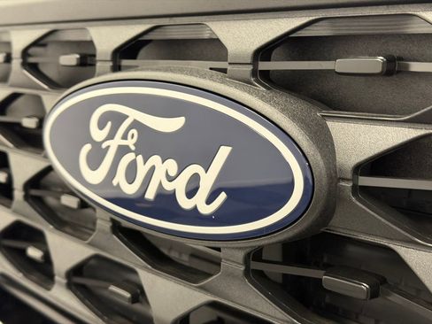 New 2026 Ford Maverick XL image 12