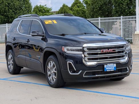 Used 2021 GMC Acadia SLT w/ Technology Package AWD/4WD image 4