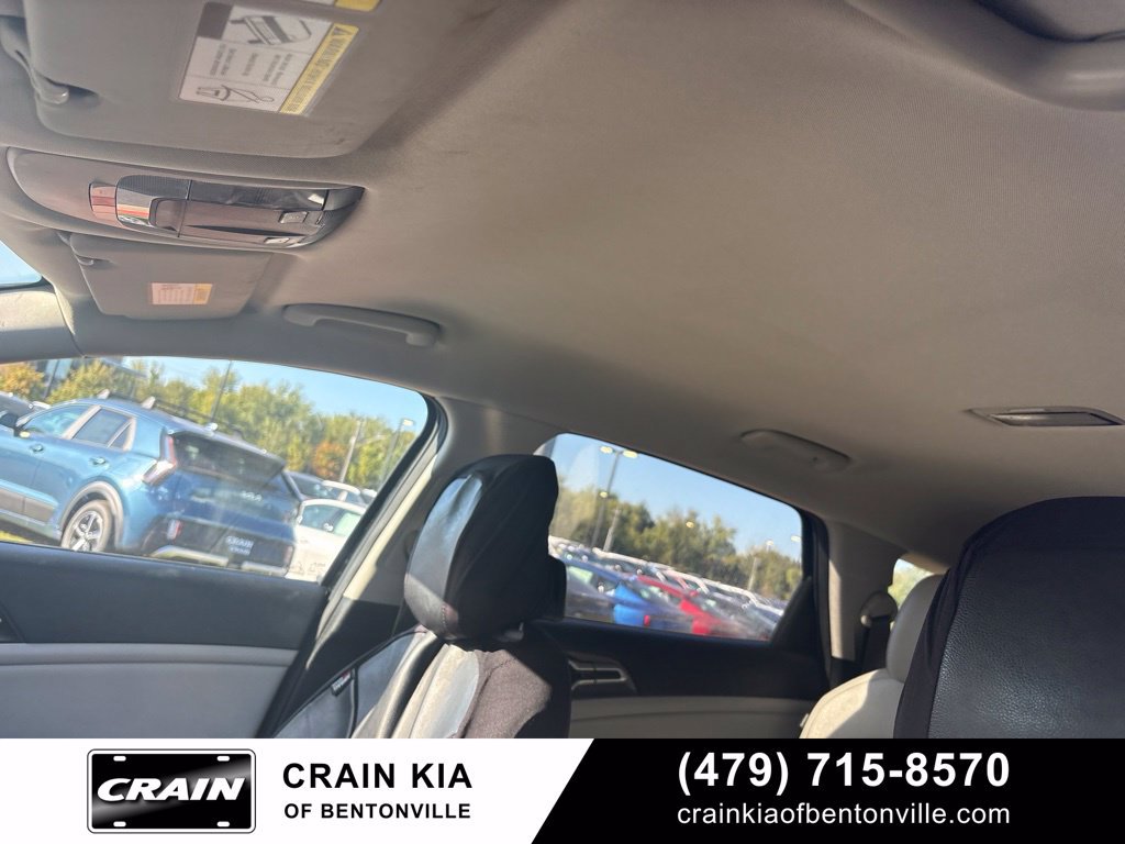 Used 2024 Kia Sportage EX FWD image 22