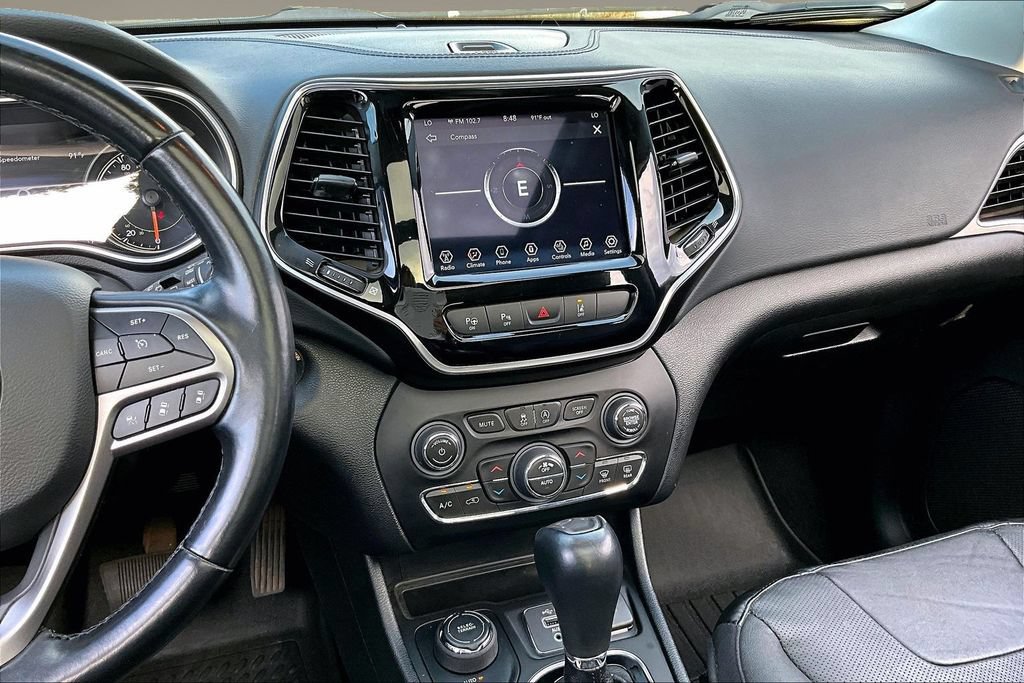 Used 2021 Jeep Cherokee Limited AWD/4WD image 6