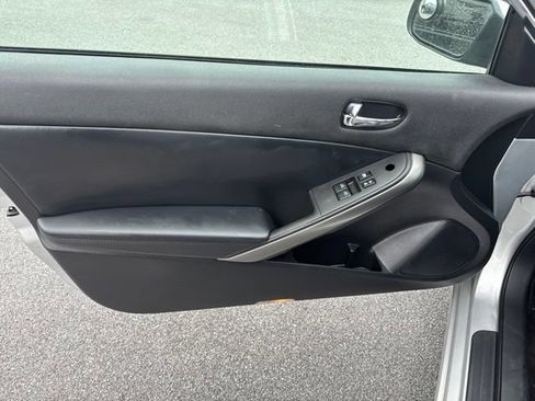 Used 2009 Nissan Altima 2.5 S w/ Premium Pkg FWD image 15