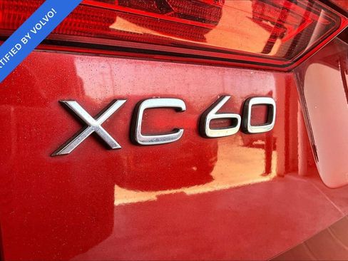 Used 2021 Volvo XC60 T6 Momentum AWD/4WD image 42