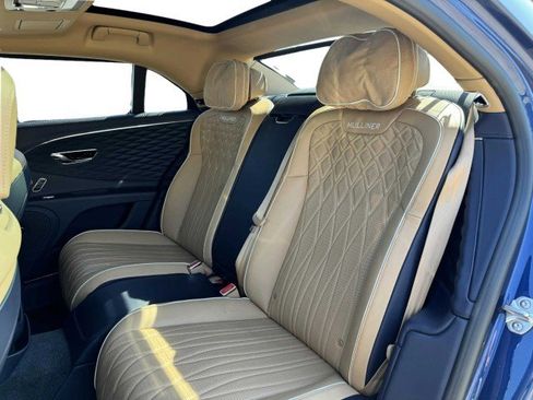 Used 2023 Bentley Flying Spur W12 image 46