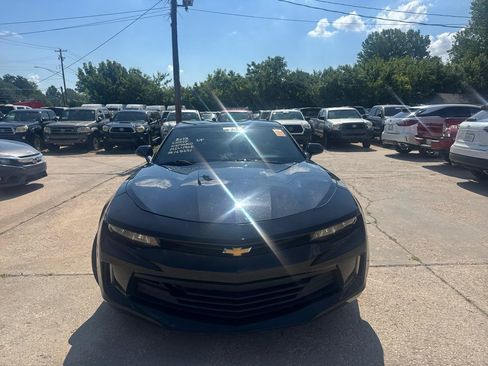 Used 2016 Chevrolet Camaro LT RWD image 29