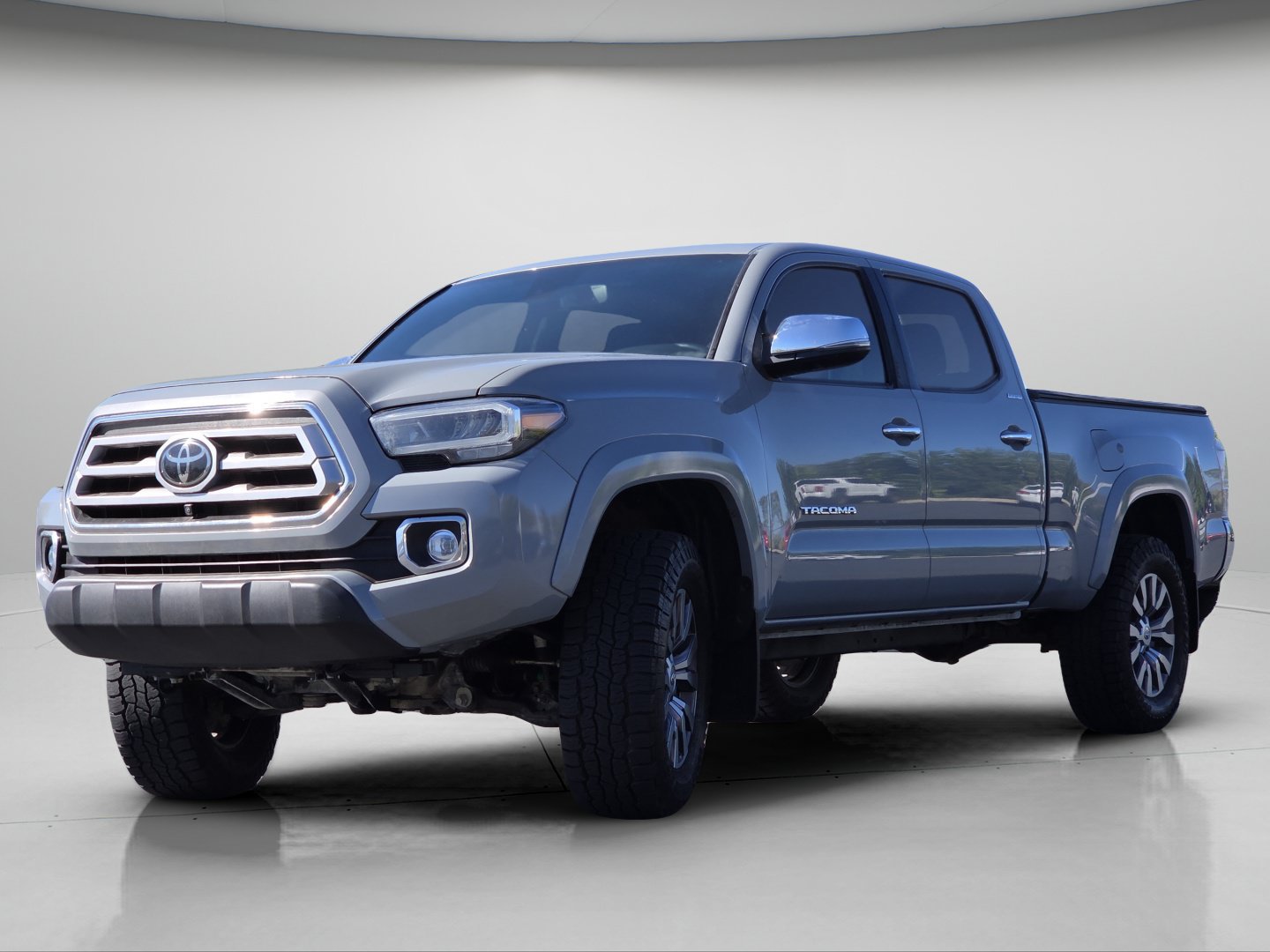 Used 2021 Toyota Tacoma Limited AWD/4WD image 21
