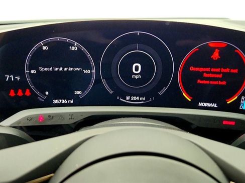 Used 2021 Porsche Taycan AWD/4WD image 16