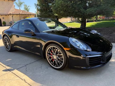 Used 2018 Porsche 911 Carrera S RWD image 16