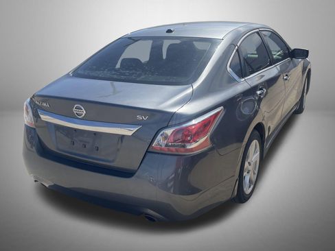 Used 2015 Nissan Altima 2.5 SV image 4