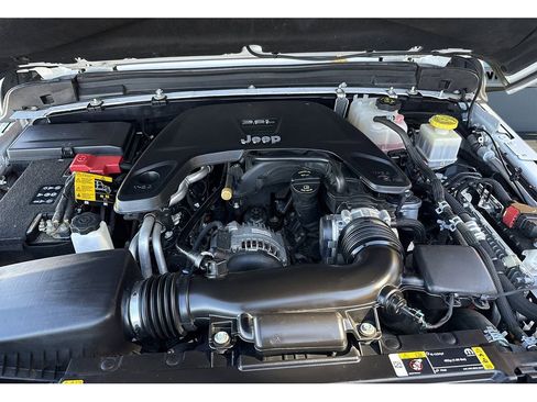 Used 2021 Jeep Gladiator Mojave image 24