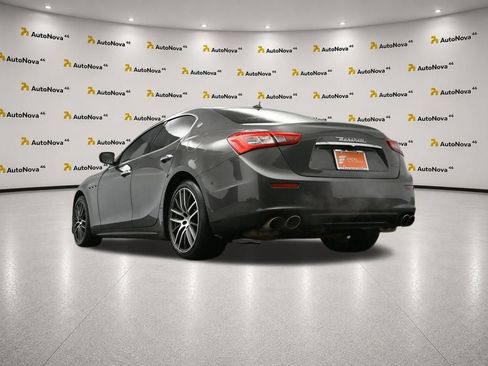 Used 2017 Maserati Ghibli RWD image 37