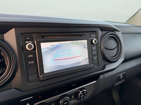 Used 2016 Toyota Tacoma SR RWD image 17