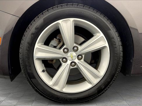 Used 2015 Chevrolet Cruze LT image 33