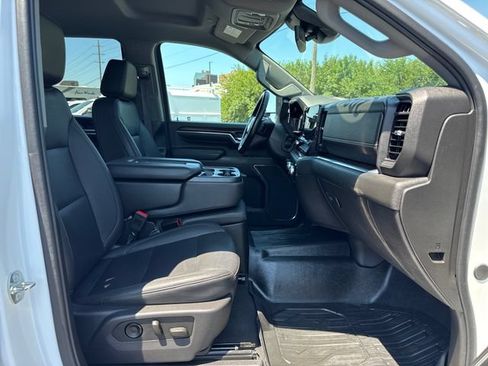 Used 2024 GMC Sierra 2500 SLT AWD/4WD image 25