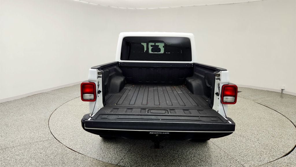 Used 2023 Jeep Gladiator Overland AWD/4WD image 22