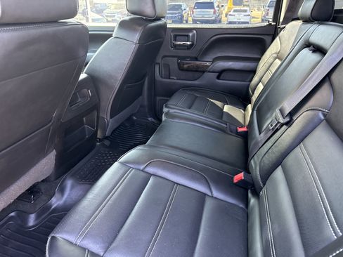 Used 2016 GMC Sierra 2500 Denali w/ Duramax Plus Package image 7
