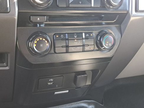 Used 2016 Ford F150 XLT image 31