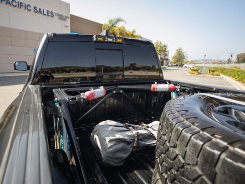 Used 2023 RAM 1500 Laramie AWD/4WD image 10