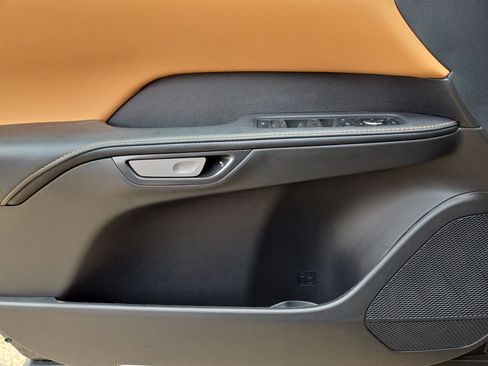 Certified 2025 Lexus RX 350 FWD w/ Accessory Package image 15