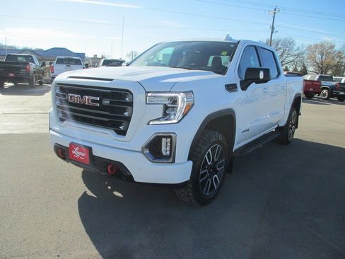 Certified 2021 GMC Sierra 1500 AT4 w/ AT4 Value Package image 11