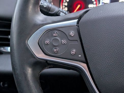 Used 2023 Chevrolet Traverse High Country image 25