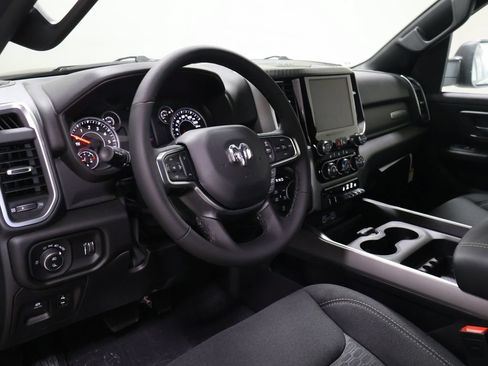 New 2026 RAM 1500 4x4 Crew Cab image 18