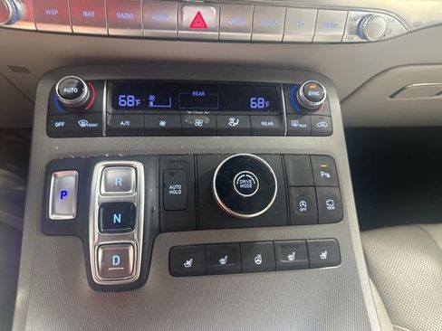 Used 2021 Hyundai Palisade Limited image 24