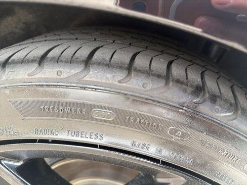 Used 2023 Honda Civic Sport image 9