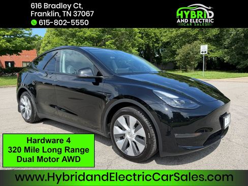 Used 2023 Tesla Model Y Long Range AWD/4WD image 1