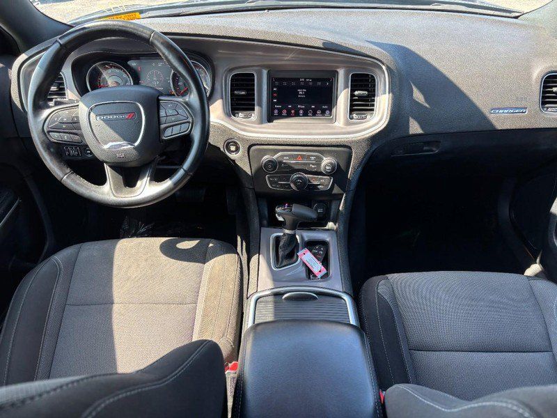Used 2022 Dodge Charger SXT RWD image 14