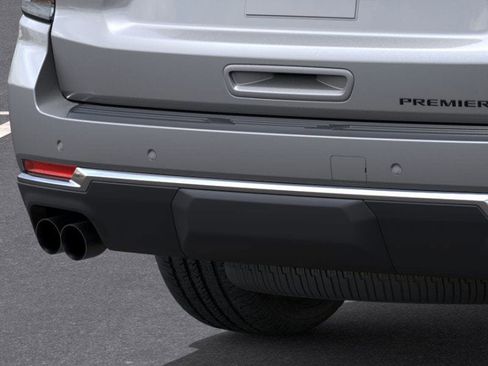 New 2026 Chevrolet Suburban Premier image 36