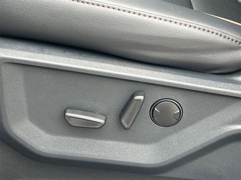 New 2026 Ford F350 Lariat w/ Lariat Premium Package image 24