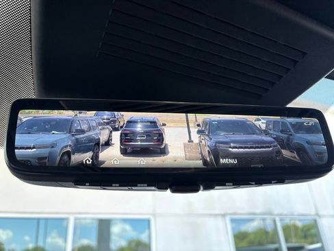 Used 2024 Nissan Armada Platinum w/ Cargo Package RWD image 26